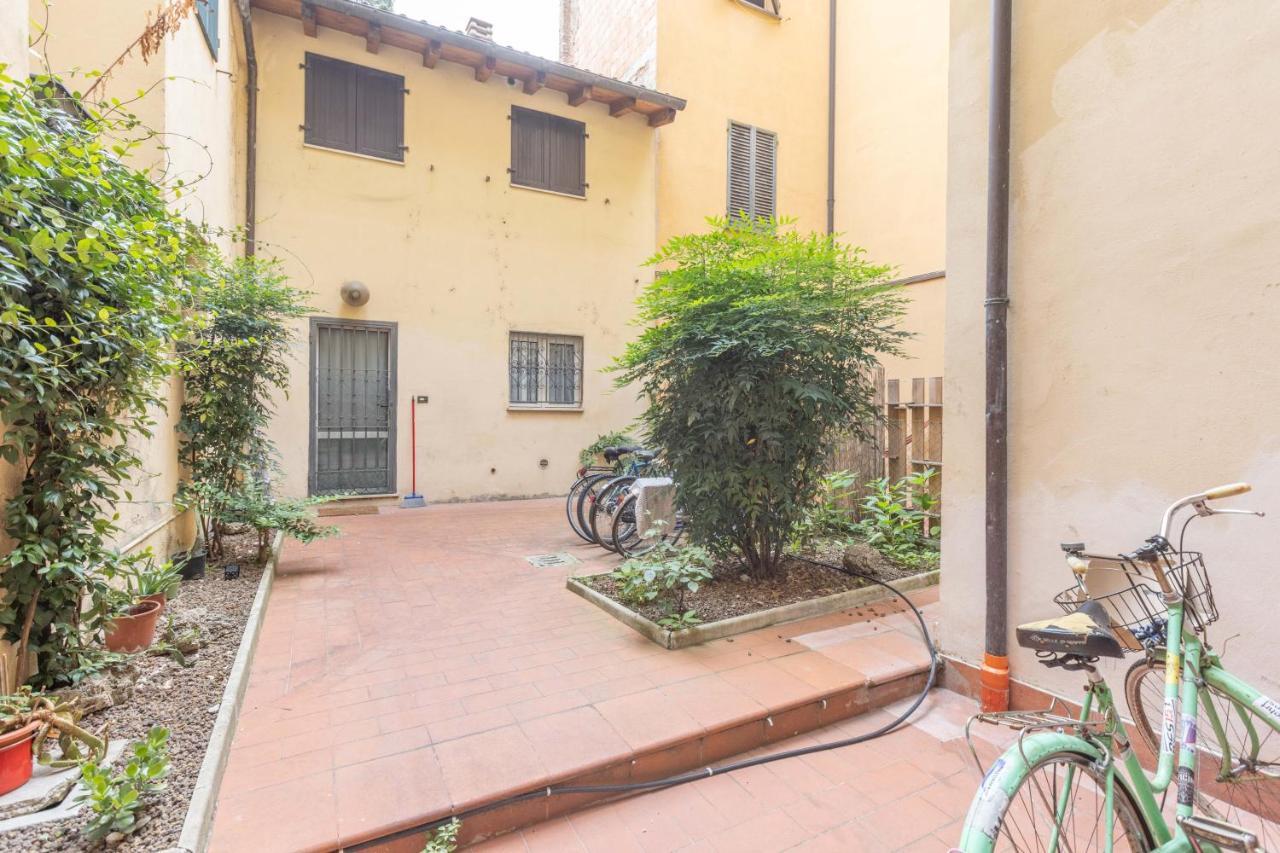 Ubaldini House, Bologna By Short Holidays Exterior foto